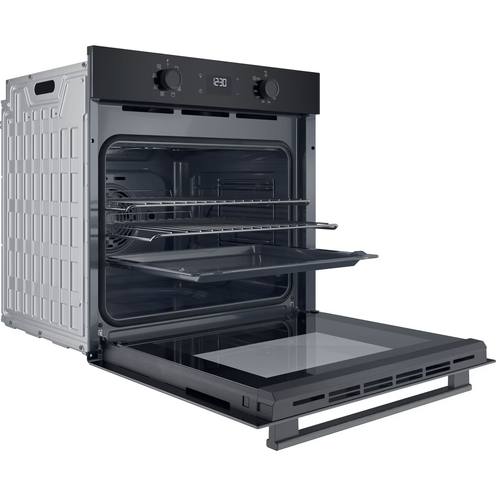 Hotpoint Class 2 Single Fan Oven - Diamond (Steam) Cleaning - Multifunction 5 - 71L - Image 3